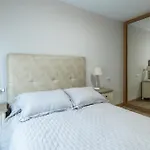 Apartamento Claris Gran Terraza Centro De A 10 Min Vut4607as